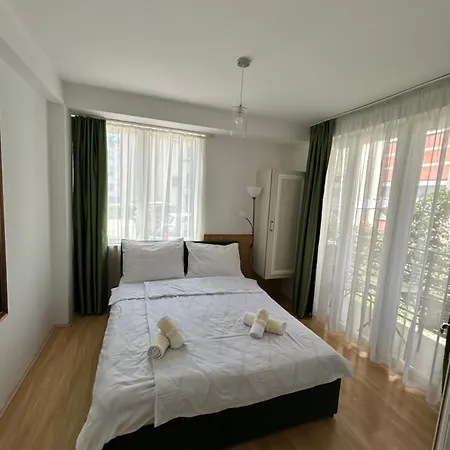 Iskra Apartment